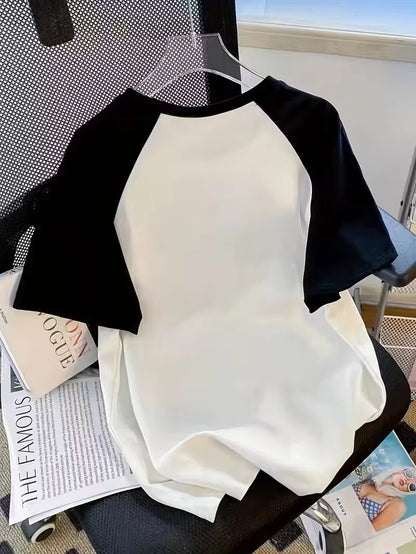 Kawaii T Shirt  Retro Black Cat Letter Print Crew Neck T-Shirt Casual Short Sleeve Top for Spring Summer Women's Clothing