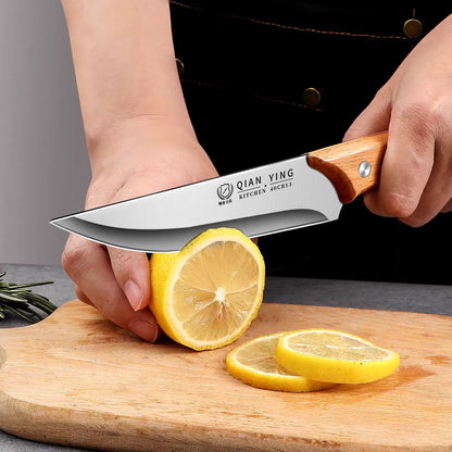 Professional boning knives and high-hardness kitchen knives are suitable for slaughtering pigs, cattle and sheep in the kitchen