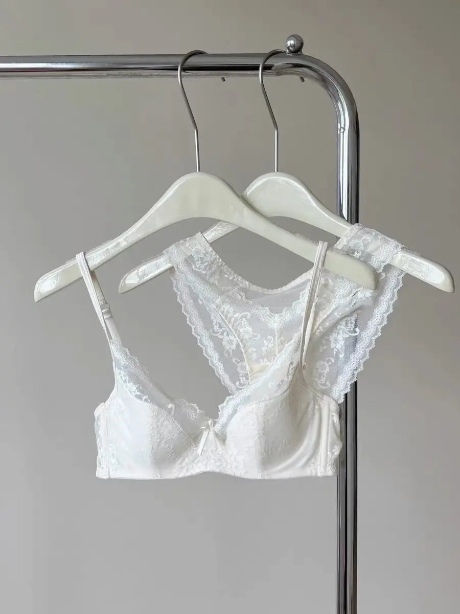 Ultra Comfort French Lace Bra, Demi Cup Underwire Lightweight for Large Bust, Anti Sagging Support Summer Sexy BANERDANNI Sexy B