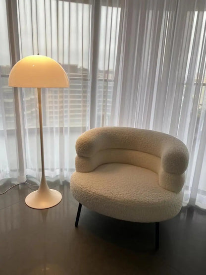 Lazy Sofa Makeup Chair with Lamb Fleece Living Room Light Luxury Balcony Leisure Chair for Comfortable Seating