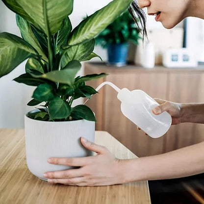 2pc Plastic Squeeze Bottle Tattoo Wash Bottle Lab Squirt Bottle Irrigation Bottle Eyelash Water Can for Cleaning Plant Experimet