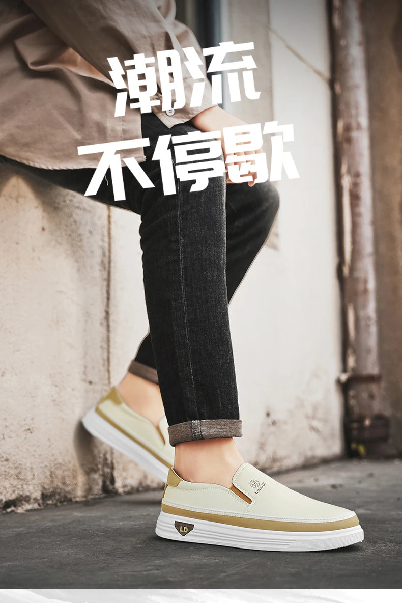 Men's Loafers for Spring, Large Size, Round-Toe Men's Moccasins, Slip-On Casual Shoes, Simple and Lightweight