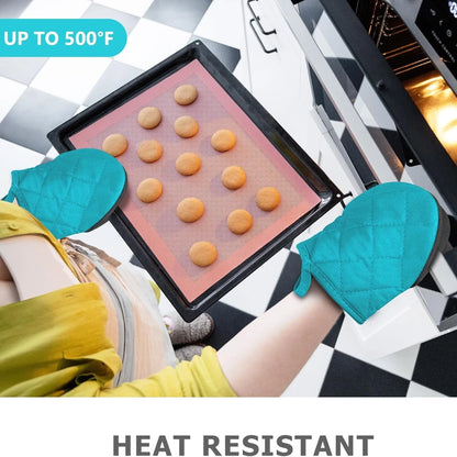 1 Pair Kitchen Oven Gloves High Heat Resistant Short Oven Mitts with Non-Slip Grip Surfaces and Hanging for BBQ Baking Cooking