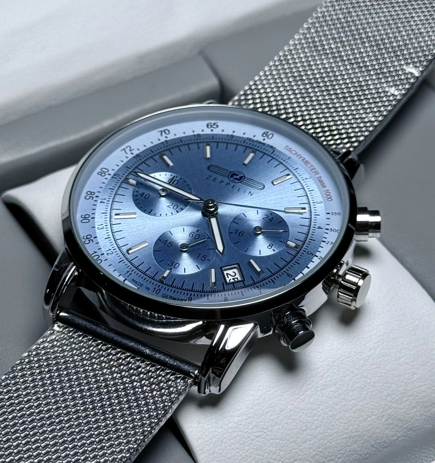 2026 Fashion New Retro Business Casual Leather Strap Quartz Watch Zeppelin Men's Watch Green Dial Luxury Gift Watch