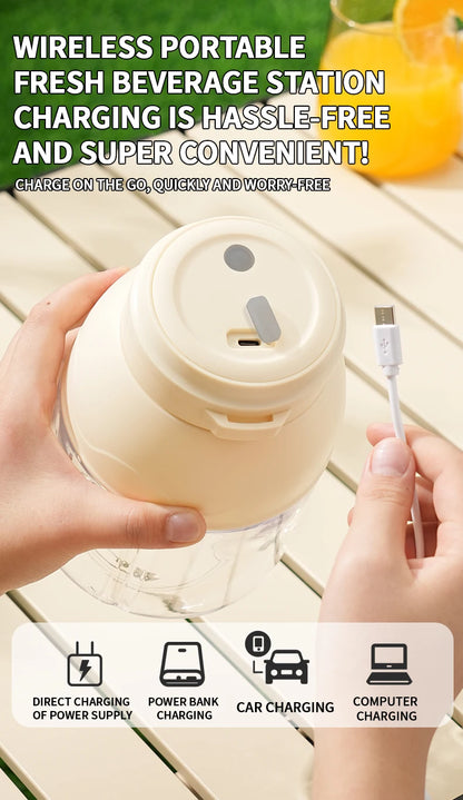 Portable Electric Citrus Juicer and Smoothie Blender, 28 Ounce Portable Fresh Juicer with Straw and 2 Lids, Mini Fruit Blender