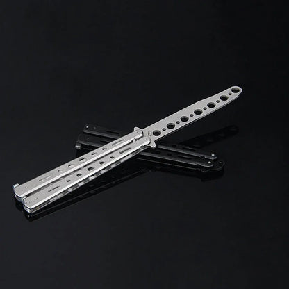 Game props butterfly knife CSGO practice swing knife butterfly comb folding knife stainless steel practice end edge