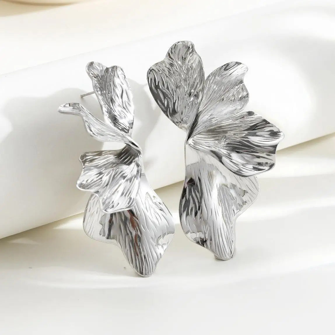 Stainless Steel Golden Double Layered Five Petal Flower Earring for Women Vintage Stripe Flower Dangle Earrings Jewelry Gifts