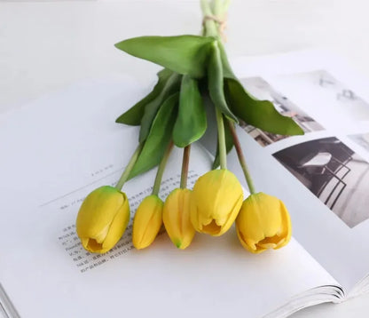 Artificial Flowers Tulip Bouquet Fake Flowers Wedding Garden Decoration Outdoor Home Garden Bouquet Vase Decor Plants