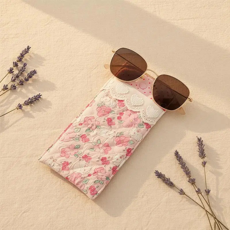 Stylish Quilted Glasses Holder Cute Kawaii Pouch Soft and Fun for Sunglasses and Eyeglasses