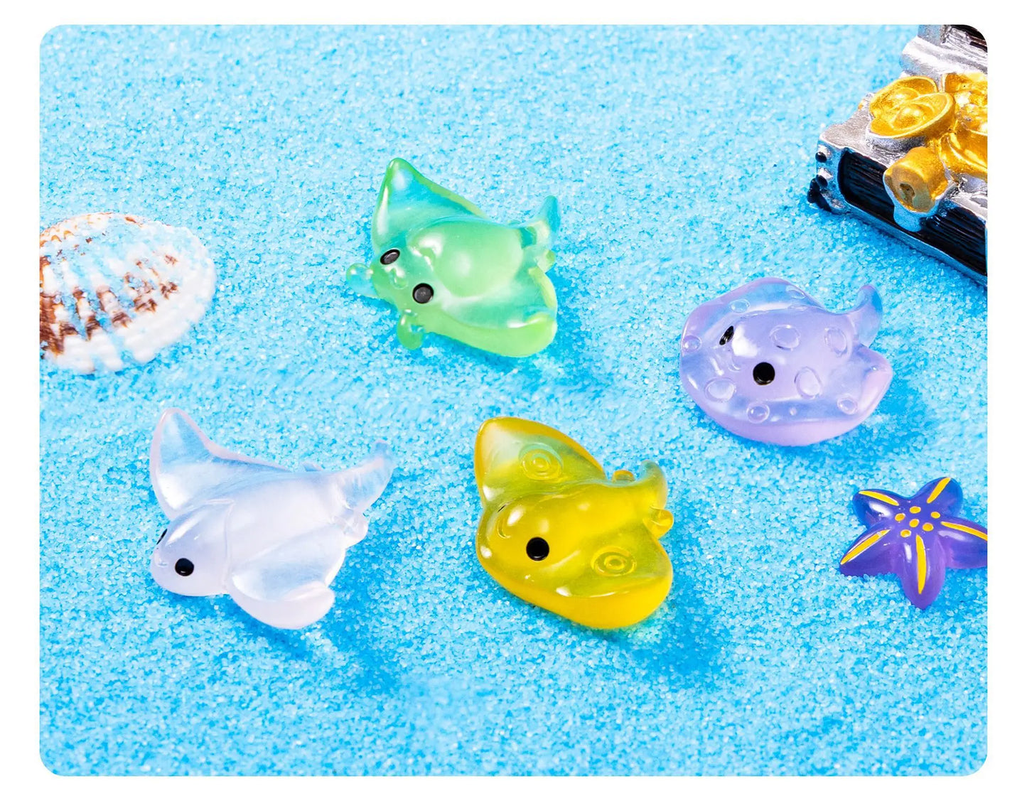30pcs Cartoon Manta Ray Luminous Ocean Animal Ornament Resin Craft Cute Ocean Animal Miniature Figurines DIY Mini Animals Statue