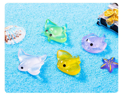 30pcs Cartoon Manta Ray Luminous Ocean Animal Ornament Resin Craft Cute Ocean Animal Miniature Figurines DIY Mini Animals Statue