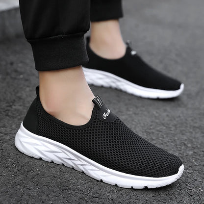 Sneakers Men Summer Casual Shoes Men Mesh Breathable Outdoor Non Slip Sports Shoes Slip on Loafers for Men Pius Size 39-46