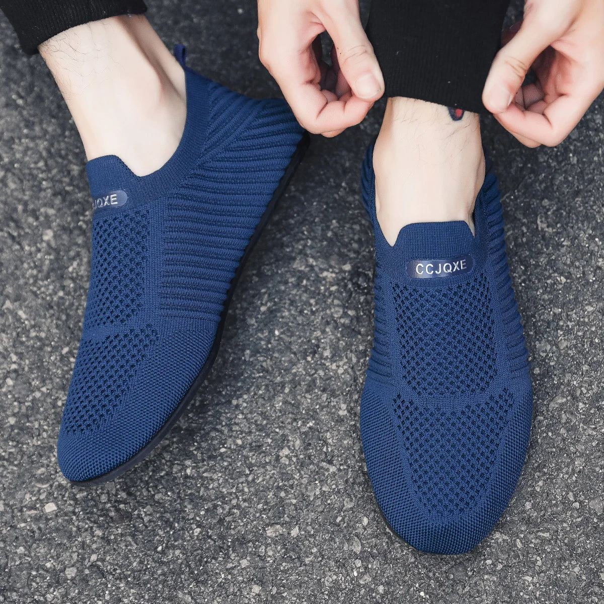 Spring and Summer Men's Loafers One-Piece Lazy Sneakers for Comfort and Convenience