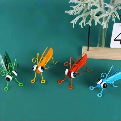 Garden Cute Creative Metal Grasshopper Statue Decoration Outdoor Tree Wall Art Garden Grasshopper Statue Decoration Courtyard