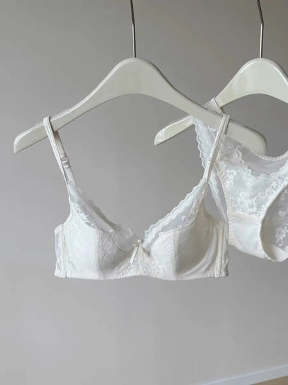 Ultra Comfort French Lace Bra, Demi Cup Underwire Lightweight for Large Bust, Anti Sagging Support Summer Sexy BANERDANNI Sexy B