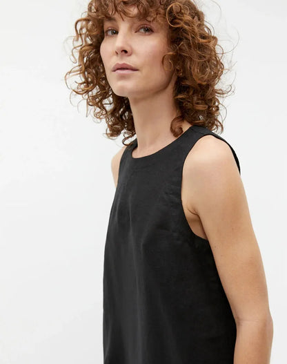 Classic Solid Color Cotton-Linen Women's Dress New Arrival Simple Sleeveless Tank Dress Casual Round-Neck Summer Dresses