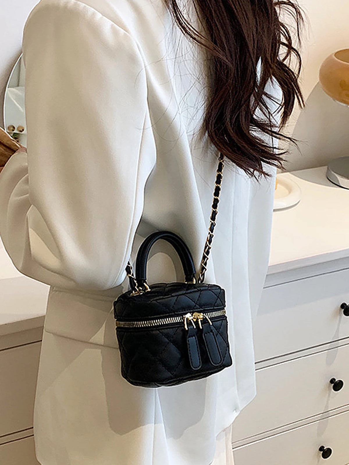 Classic Mini Quilted Chain Stitch Womens Crossbody Bagshoulder Bag Fashionable Designer Handbag High Quality PU Womens Small Bag