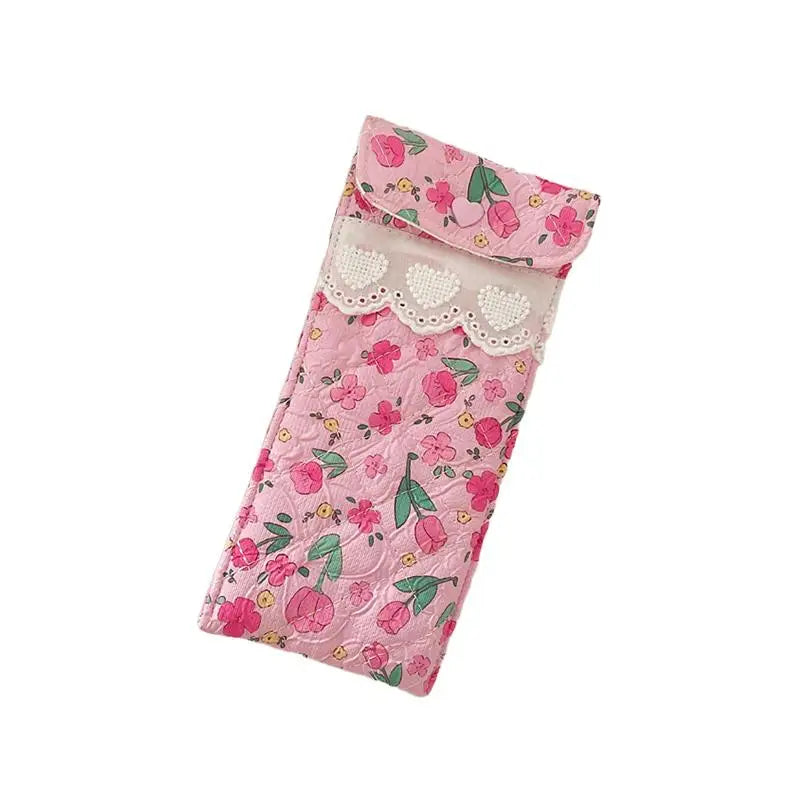 Stylish Quilted Glasses Holder Cute Kawaii Pouch Soft and Fun for Sunglasses and Eyeglasses