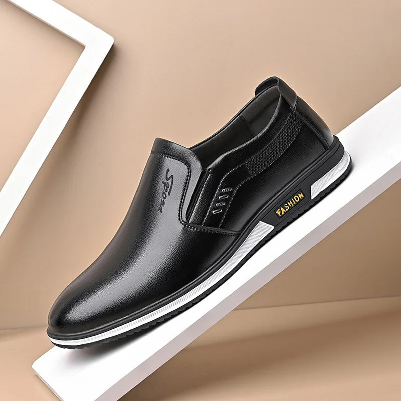 2026 Men Leather Casual Shoes Brand New Fashion Men Loafers High Quality Adult Moccasins Men Driving Shoes Male Footwear