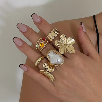Fashion Gold Color Flower Crystal Imitation Pearl Open Ring for Women Engagement Party Gift Temperament Jewelry 2024 ﻿