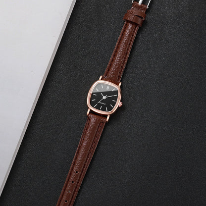 Fashion Minimalism Women Watches Small Square Dial Leather Strap Quartz Watch for Girls Clock（Without Box）