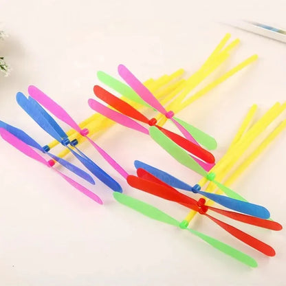 1-20pcs Plastic Bamboo Dragonfly Shape Hand Push Flying Propeller Outdoor Sports Game Kids Toy Gift Rotating Flying Arrow Games