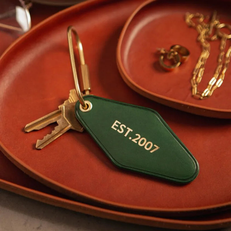 Vintage Custom Logo Diamond Shape PU Leather Keychain Personalized Name Key Chain Ring Personalize Hotel Door Number Keyring