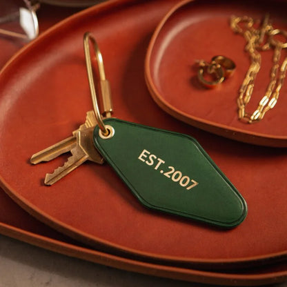 Vintage Custom Logo Diamond Shape PU Leather Keychain Personalized Name Key Chain Ring Personalize Hotel Door Number Keyring