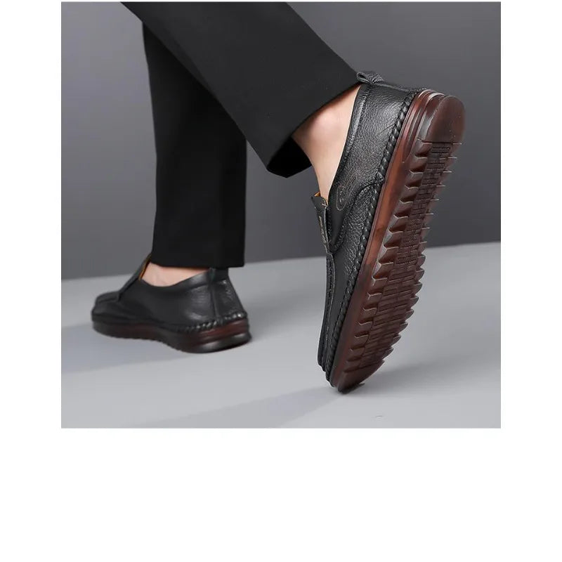 New Handmade Leather Men Shoes Casual Comfortable Men Loafers Slip on Leather Shoes Men Flats Hot Sale Outdoor Walking Shoes