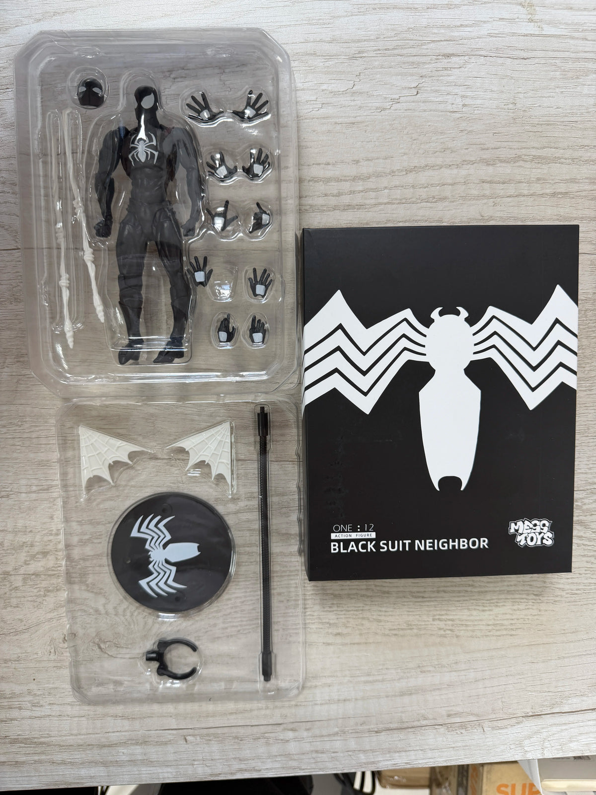 MESS TOYS Black Neighbor Symbiont Spider-Man Black Venom Armor Joint Hands-on Model
