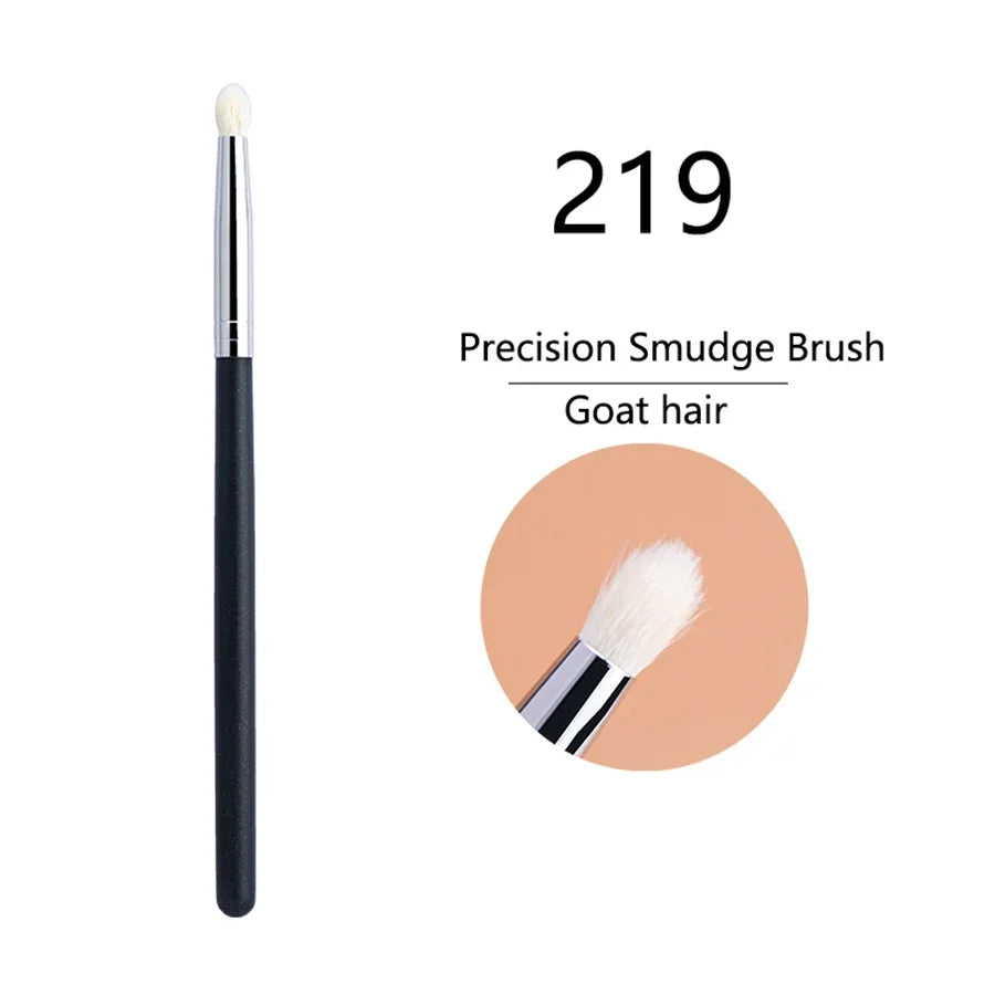 Makeup Eyeshadow Brushes Flat Eye Shadow Shader Crease Blending Brushes Goat Hair Eye Shadow Liquid Cream Powder Make Up Tool