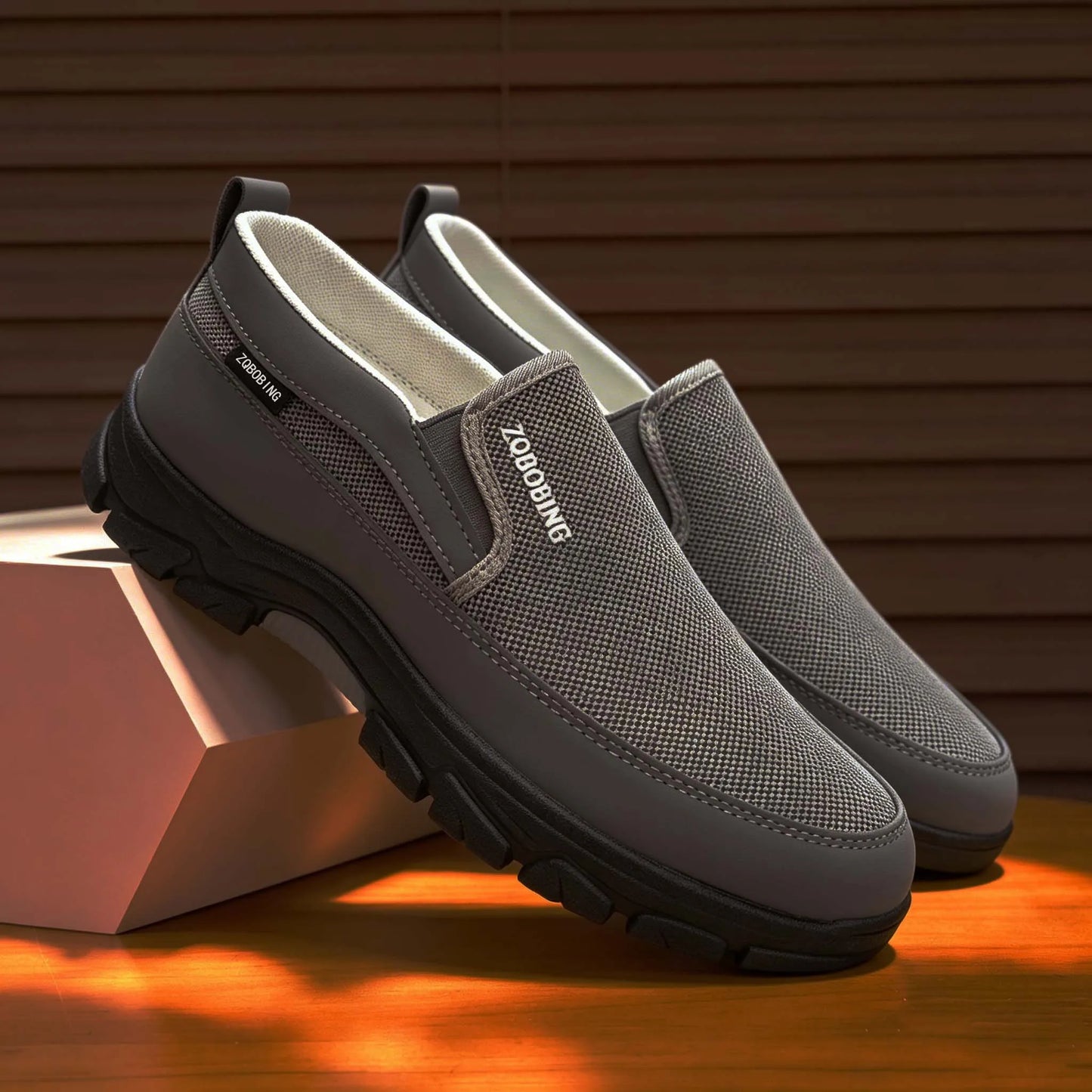 2026 New Men's Loafers Spring Large Size 39-48 Round-Toe Men's Moccasins Slip-On Mature Men's Shoes Simple Lightweight Casual Shoes