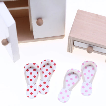 Dollhouse Miniauture Wooden SpringSummer Flip Flops Mini Shoes Casual Garden Figurines Wedding Beach Pool Party Hawaiian Sandal
