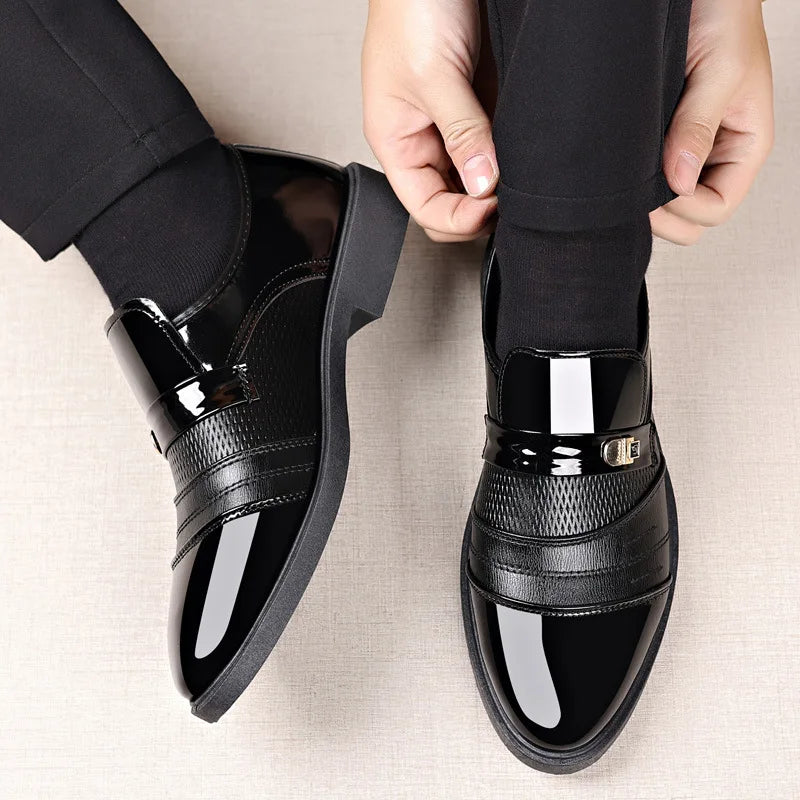 2026 New Glossy Men Loafers Rubber Sole Business Dress Shoes Large Size Versatile Adult Shoes Black Shoes Dress Shoes Men