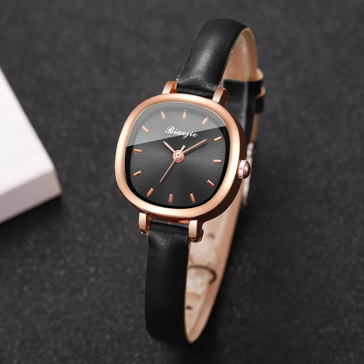 5PCS Elegant Women Watch Jewelry Set Fashion Leather Strap Quartz Wristwatch Heart Necklace Earrings Bracelet Gift (Without Box)
