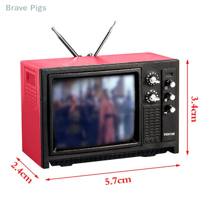 Mini Retro TV Miniature Ornaments DollHouse Toy Ornaments 5.7 * 2.4 * 3.4cm