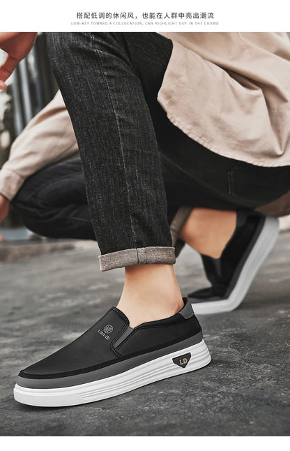 Men's Loafers for Spring, Large Size, Round-Toe Men's Moccasins, Slip-On Casual Shoes, Simple and Lightweight
