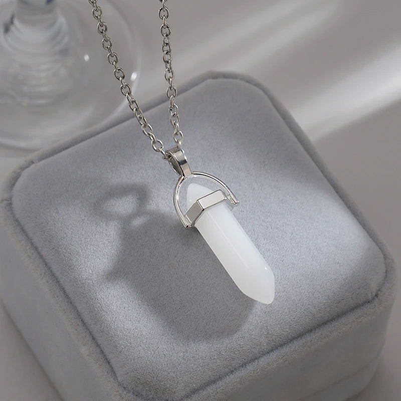 2Pcs/Set Luminous Hexagonal Column Heart Pendant Couple Magnetic Necklace Natural Stone Geometric Pendant Necklace Jewelry Gifts