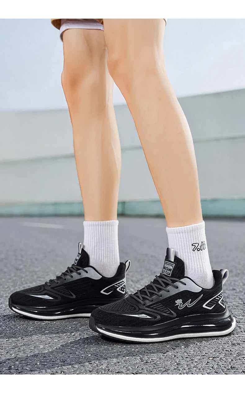 Men's breathable casual sneakers four seasons new soft sole non-slip lightweight racing outdoor running shoes speed sports shoes