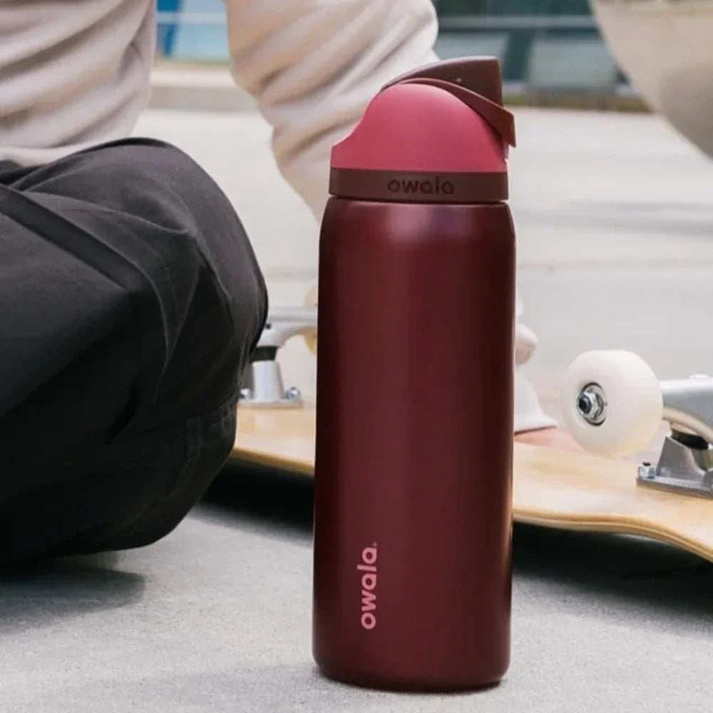 Owala FreeSip Insulated Stainless Steel Water Bottle with Straw, BPA-Free Sports Water Bottle, Great for Travel, 32 Oz
