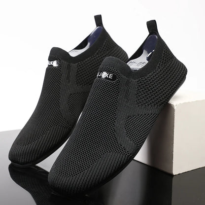 Spring and Summer Men's Loafers One-Piece Lazy Sneakers for Comfort and Convenience