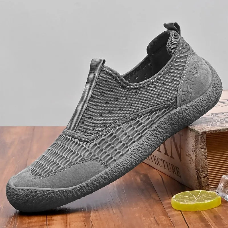 Summer Mesh Shoes Men Sneakers Plus Size Lightweight Breathable Walking Footwear New Slip-On Comfortable Casual Men's Shoes