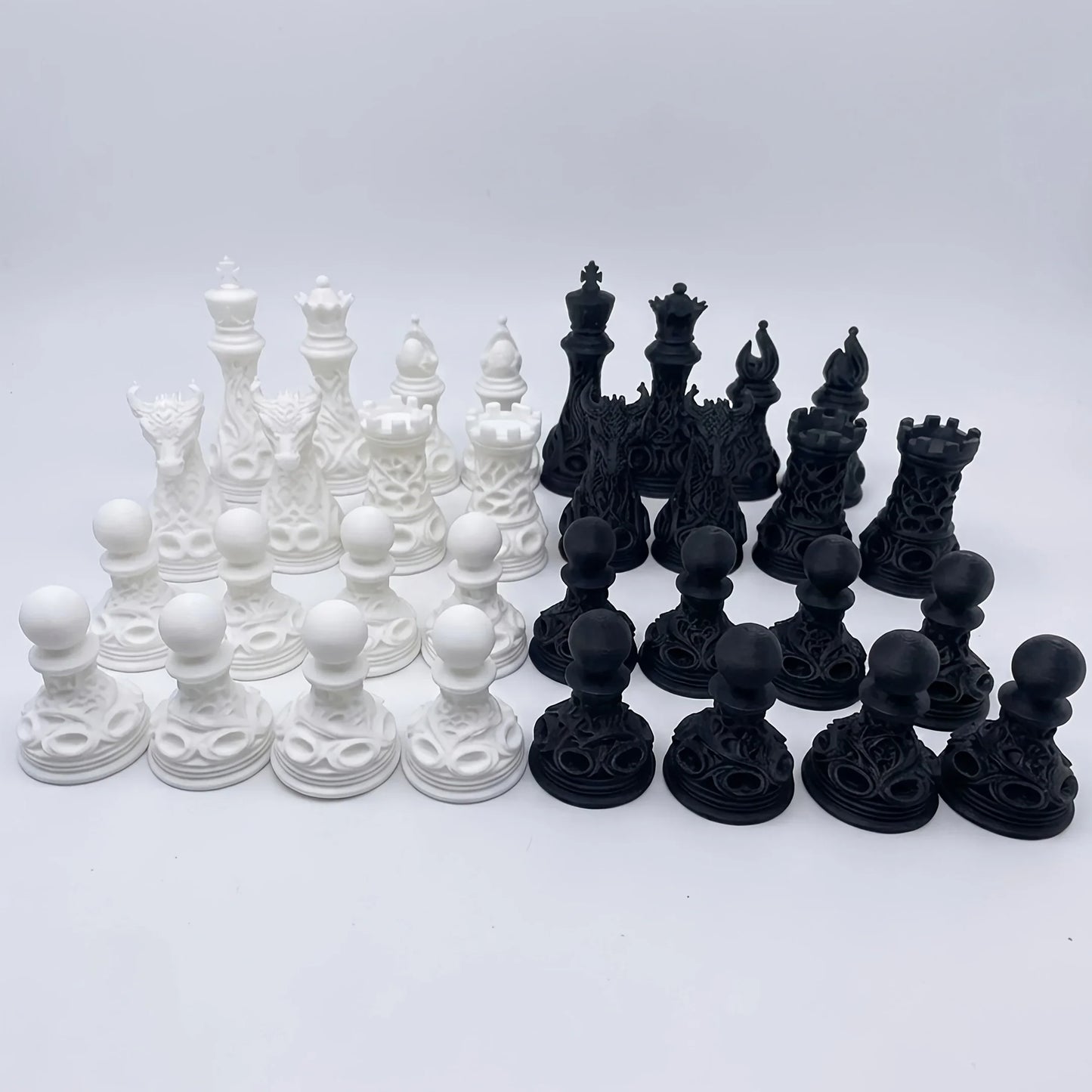 32pcs Gothic Dragon Chess Pieces Set Black White 3D Printed Hollow Design Tabletop Ornament Gift for Chess Lovers
