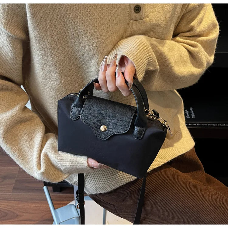 Retro Casual Fashion Ladies Shoulder Bag Stylish Trendy Crossbody Bag Quality Small Square Bag Urban Minimalist Style Polyest...