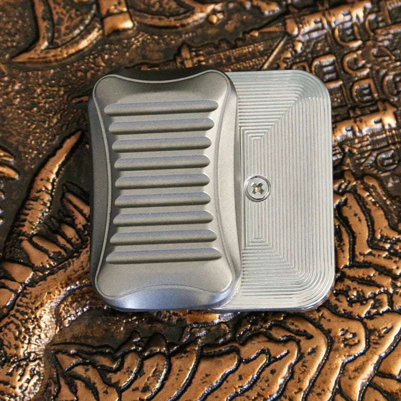 Titanium Alloy Soap Unlimited EDC Card Pusher Stress Relief Toy ADHD Anxiety Stress Toys Fidget Slider For Adult Gift