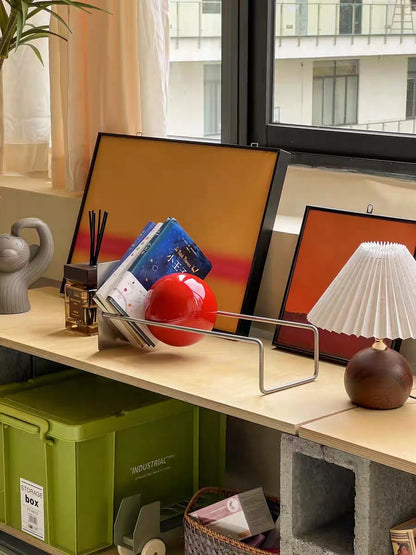 Modern Gravity Ball Book Holder – Bauhaus Mid-Century Desktop Organizer, Chic Magazine & Newspaper Rack, Stylish Office Desk