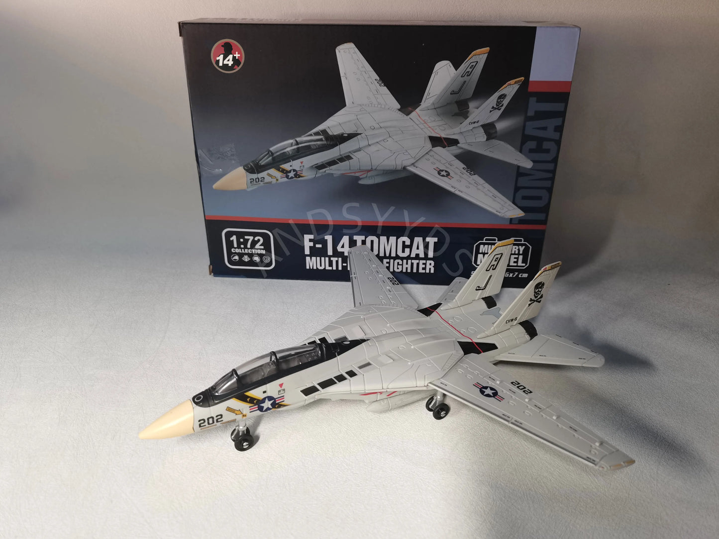 F14 Aircraft Model Plane Toy ABS Fighter Toys su35 J35 Stealth Fighter Model F35 Souvenir Collection Educational Toys