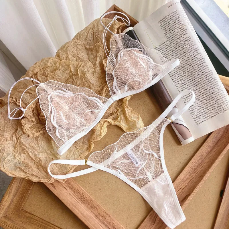 Ultra Thin French Front Buckle Bra Set Summer Breathable Lace Backless Lingerie Soft Comfort Pure Desire Ladies Underwear