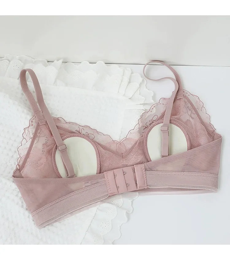 Women's Bra Set French Sexy Sweet Girl Without Steel Ring Color Collision Underwear Thin Section Gathered Lace Triangle Cup Bra