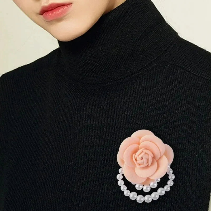 Multicolor Camellia Brooch Women Retro White Black Red Pink Wool Scarf Buckle Girls Pearl Brooches Elegant Jewelry Accessories